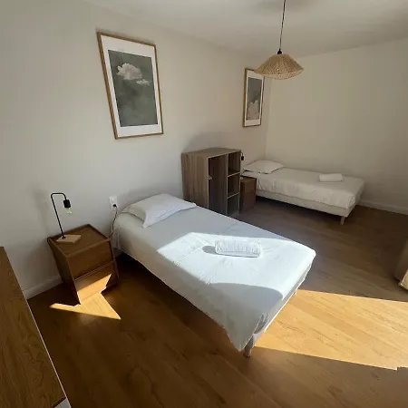 Modern 3-bedroom House - Terrace - Parking Ostheim