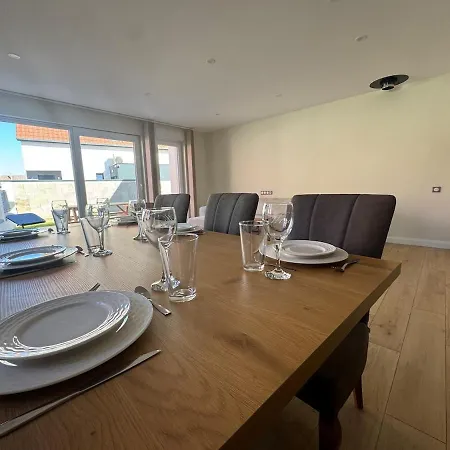 Modern 3-bedroom House - Terrace - Parking *